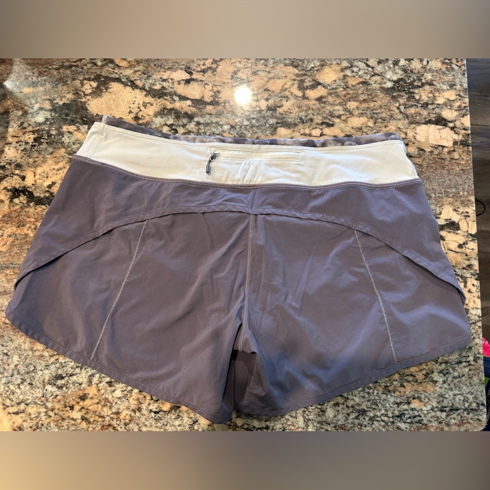 Lululemon shorts size 10